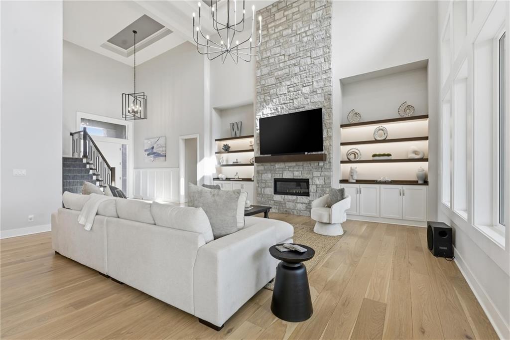 17021 Lucille Street