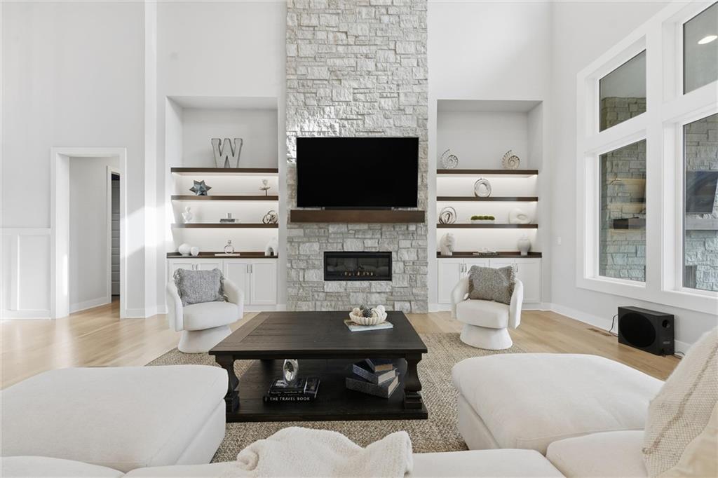 17021 Lucille Street