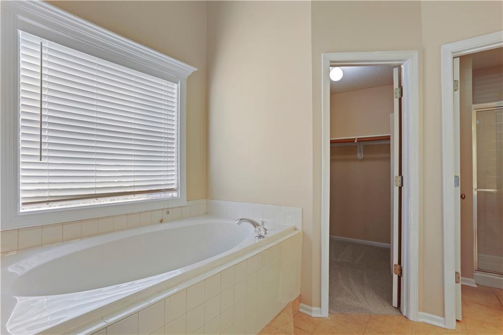 6715 W 148th Terrace