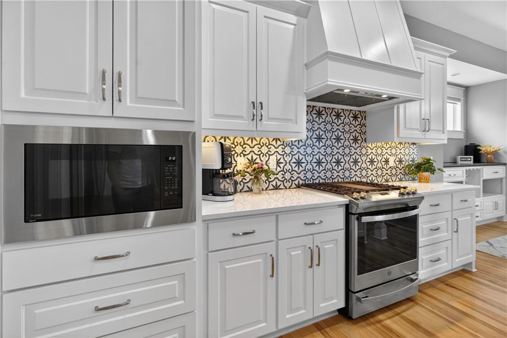 12000 W 184th Street