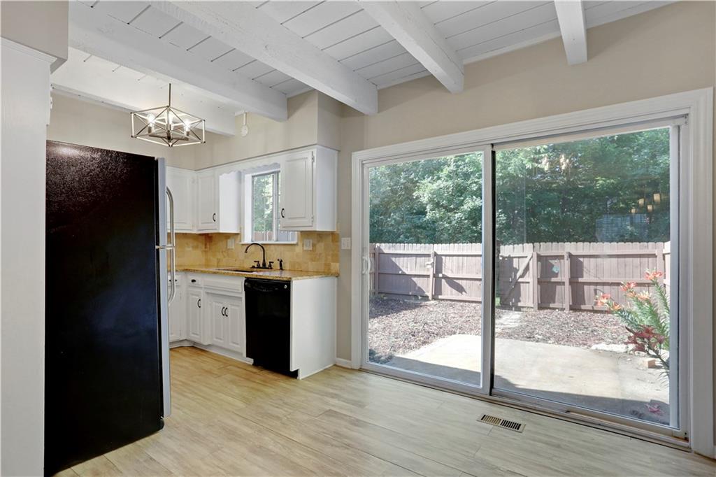 10111 EDELWEISS Circle