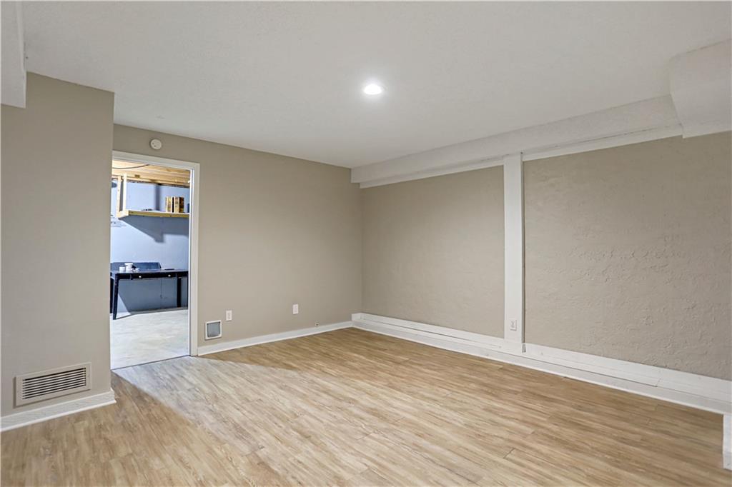 10111 EDELWEISS Circle
