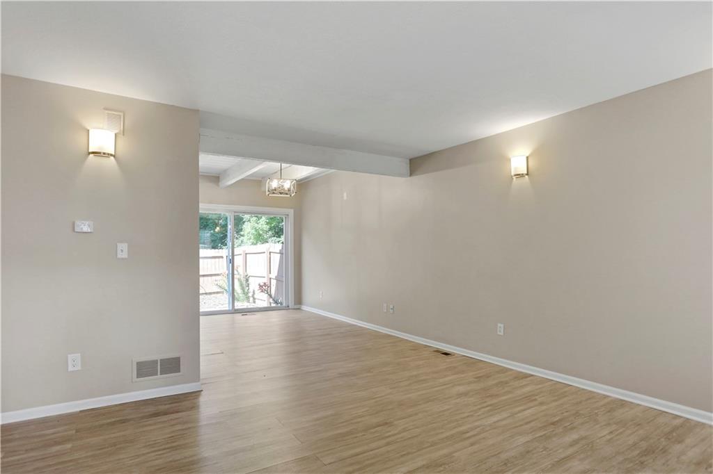 10111 EDELWEISS Circle