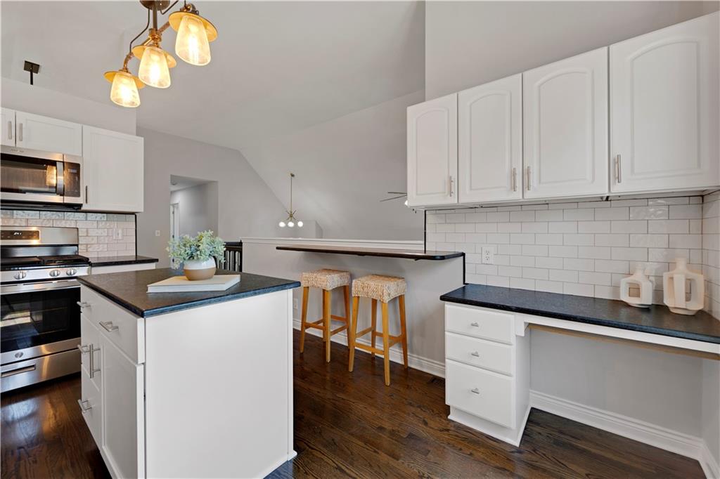 8017 W 149th Street