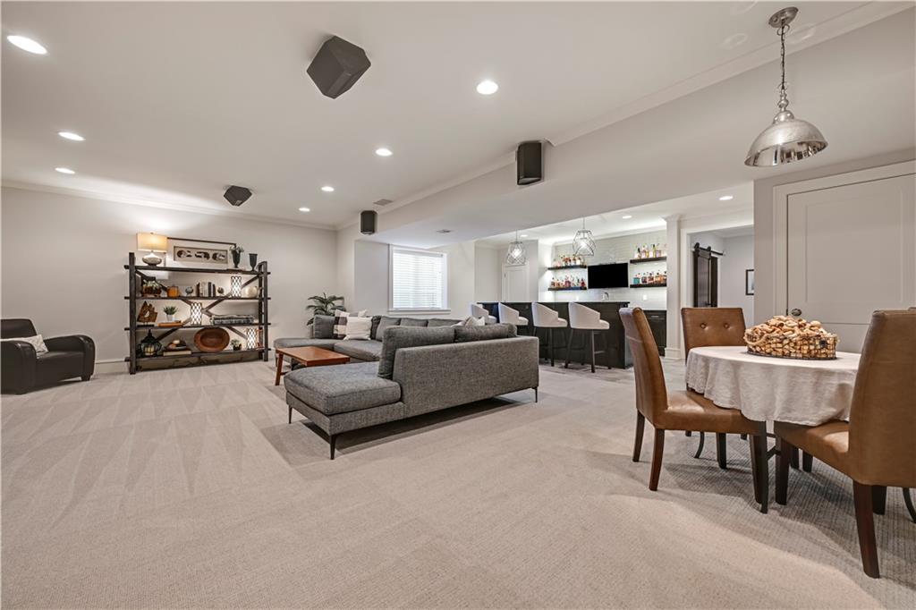 5004 W 70th Street