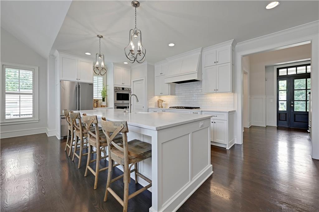 5004 W 70th Street