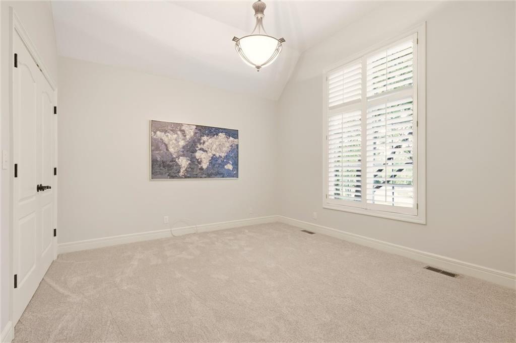 5272 W 150 Terrace