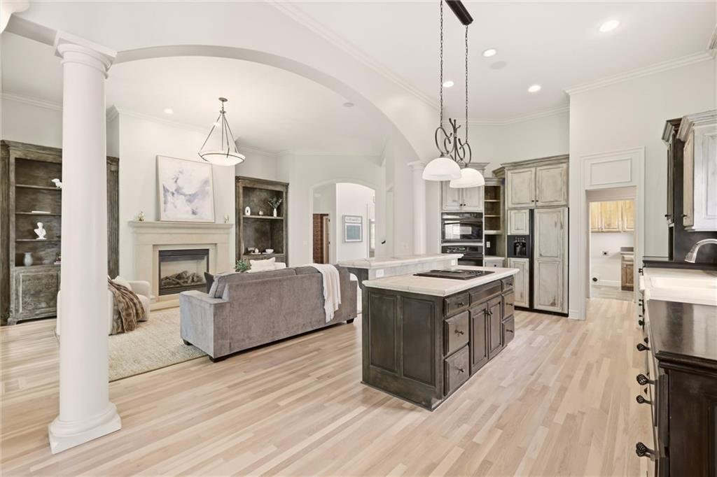 5272 W 150 Terrace
