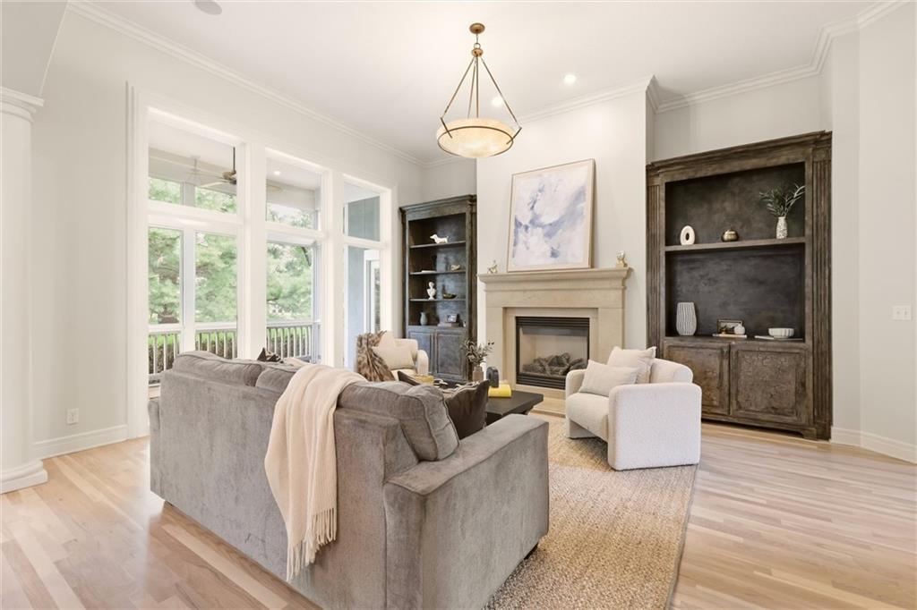 5272 W 150 Terrace