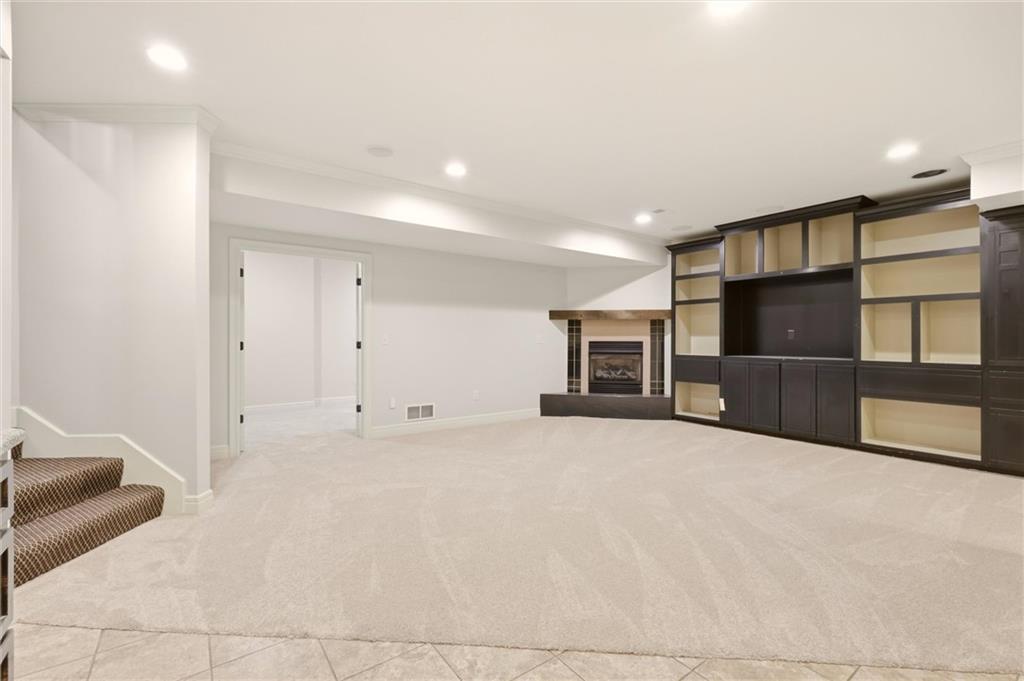 5272 W 150 Terrace