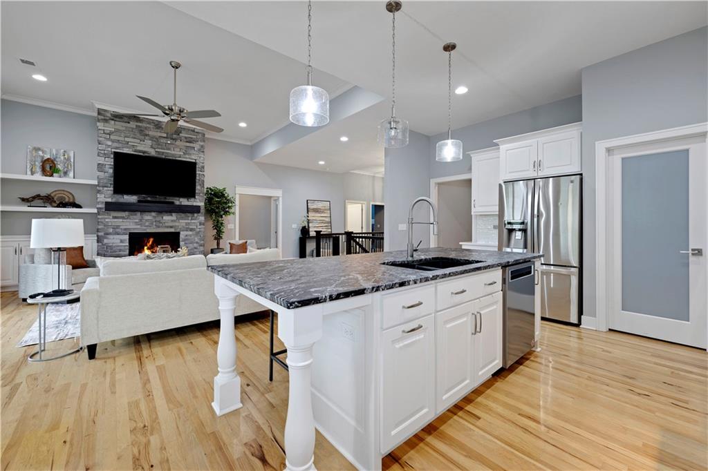 12000 W 84 Street W