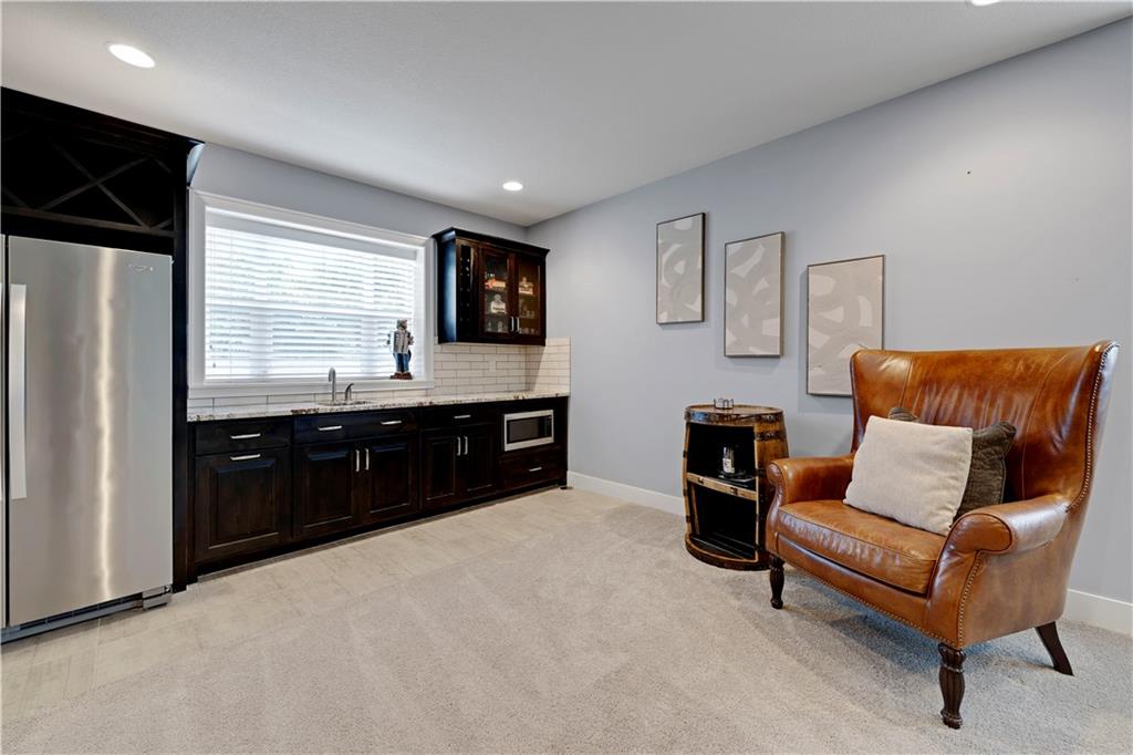 12000 W 84 Street W