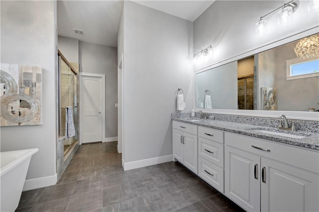 12000 W 84 Street W