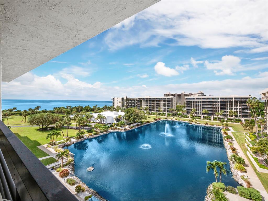 1095 GULF OF MEXICO DR #504