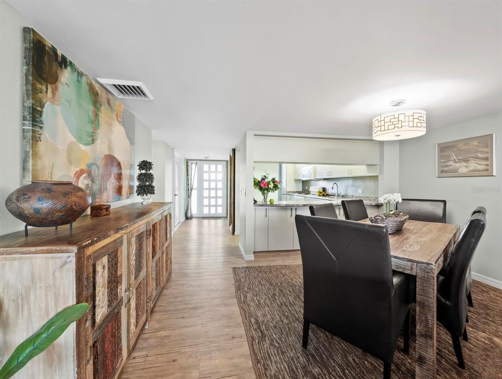 1095 GULF OF MEXICO DR #504