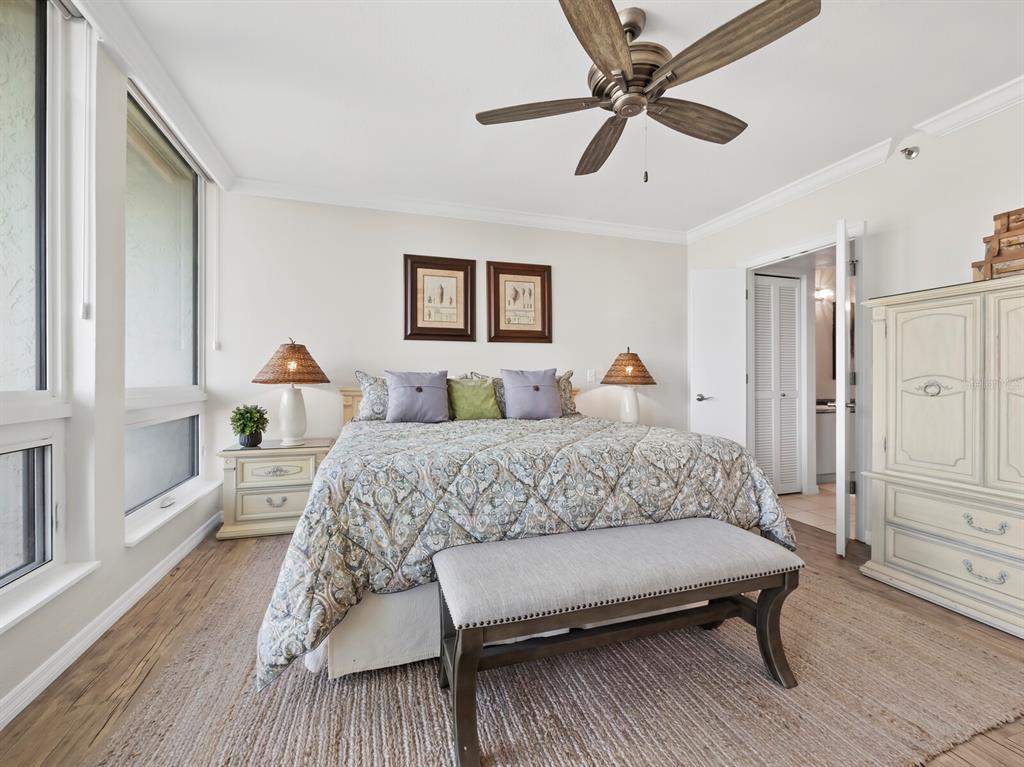 1095 GULF OF MEXICO DR #504