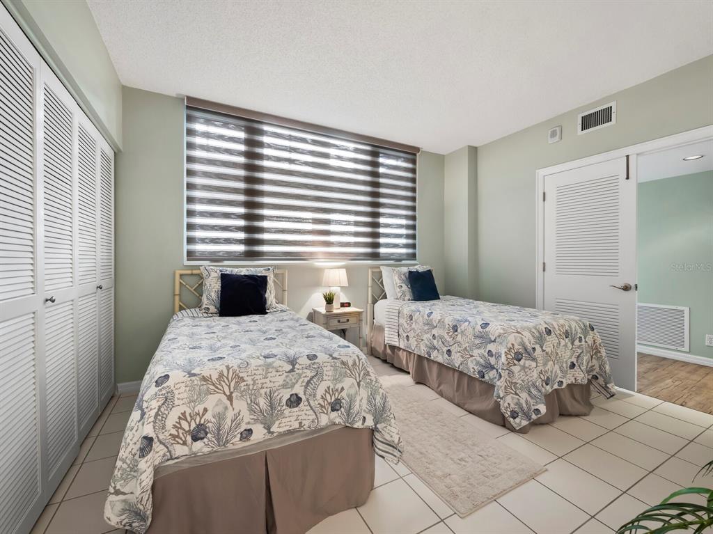 1095 GULF OF MEXICO DR #504