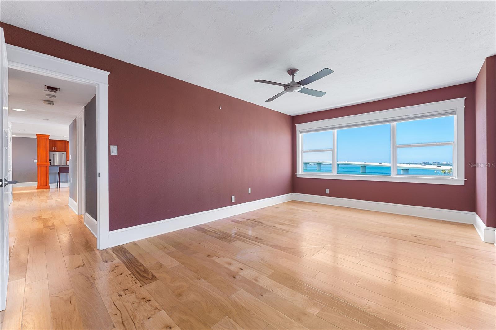 226 GOLDEN GATE PT #63
