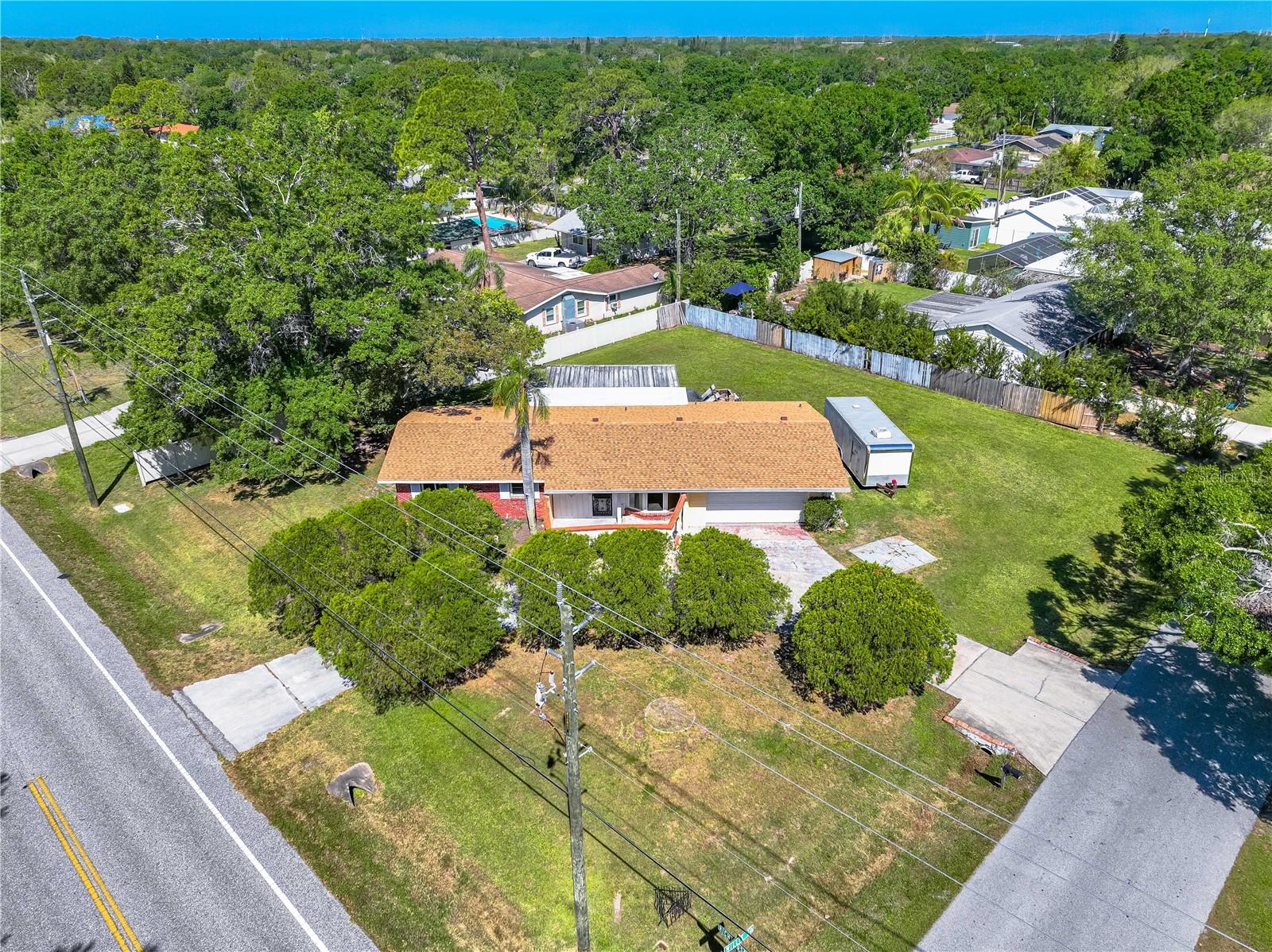 1009 WILLIS AVE