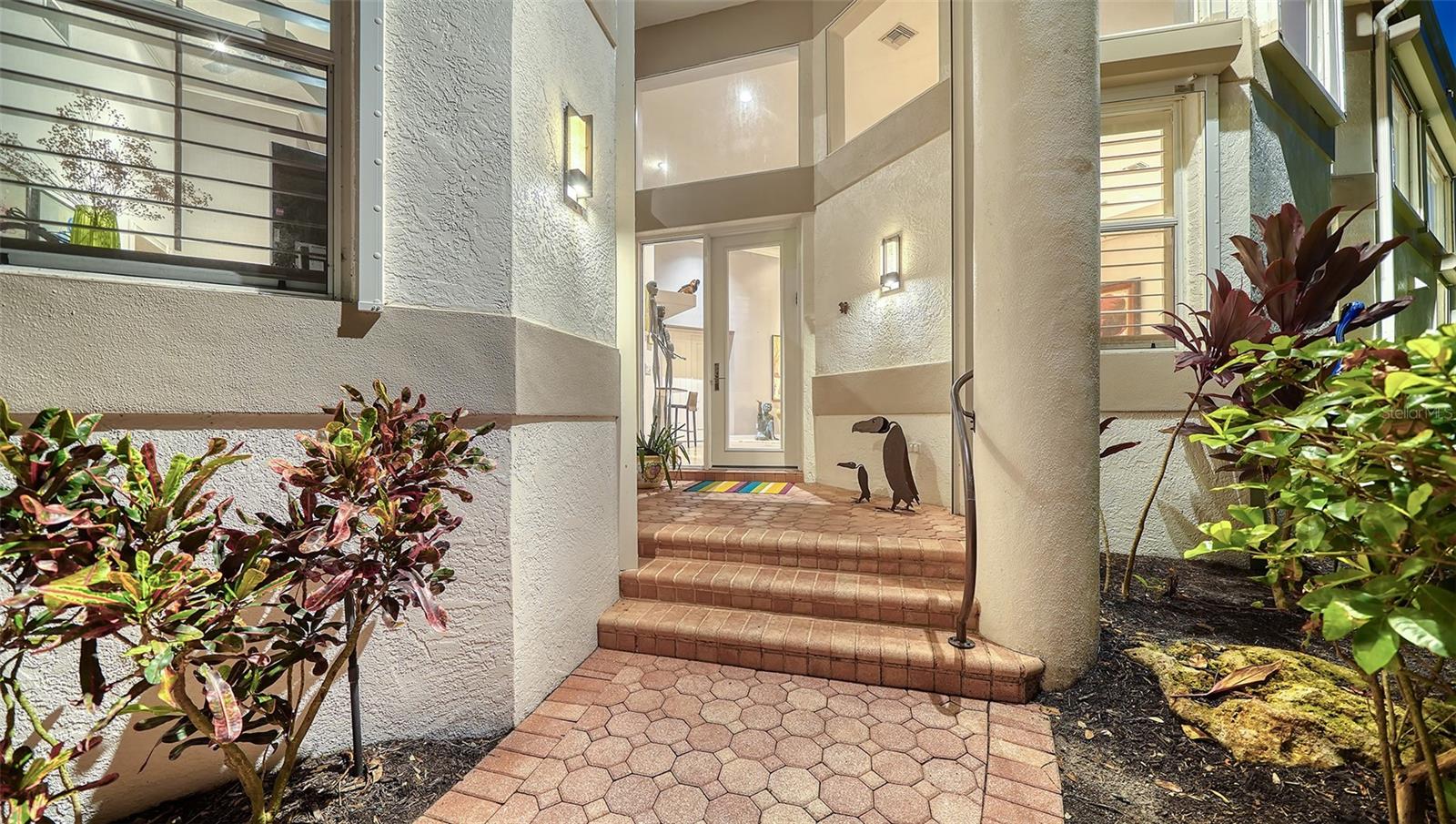 3518 FAIR OAKS LN