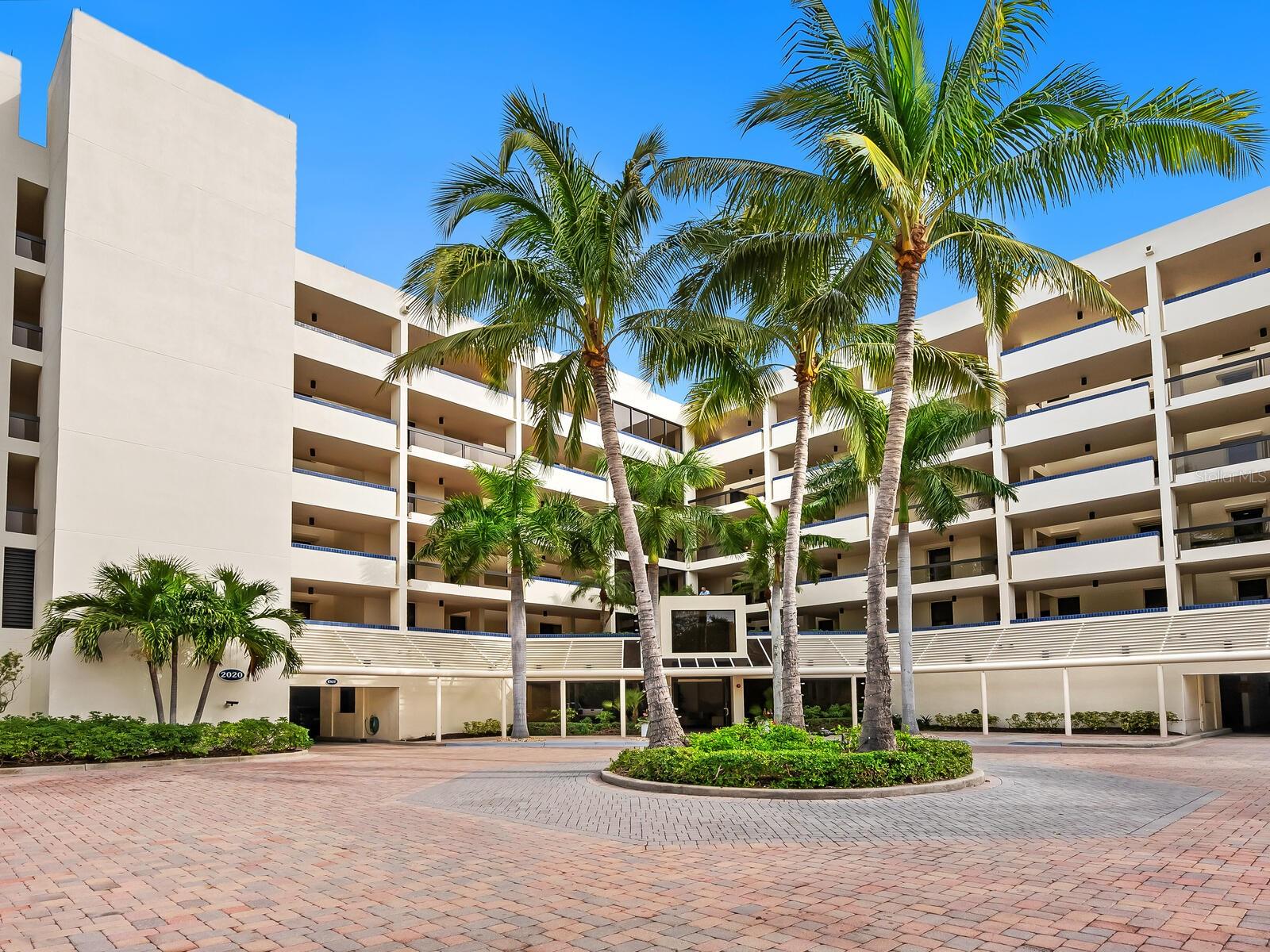 2020 HARBOURSIDE DR #434/435