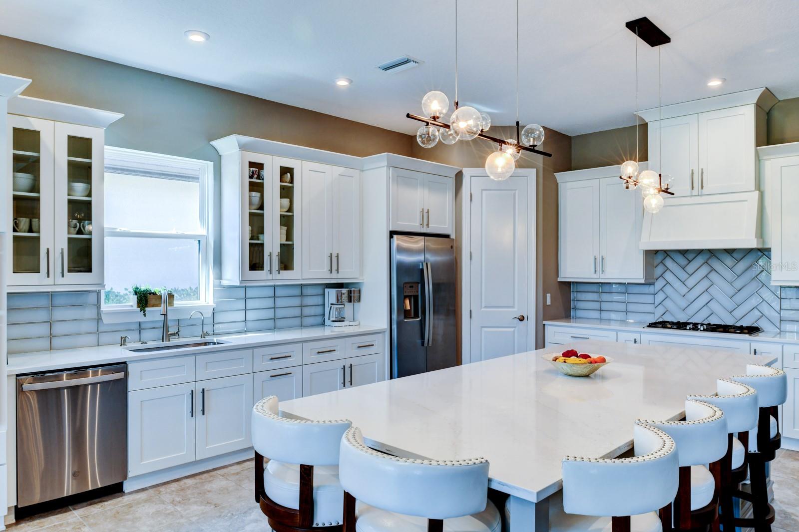 5377 TRAILS BEND CT