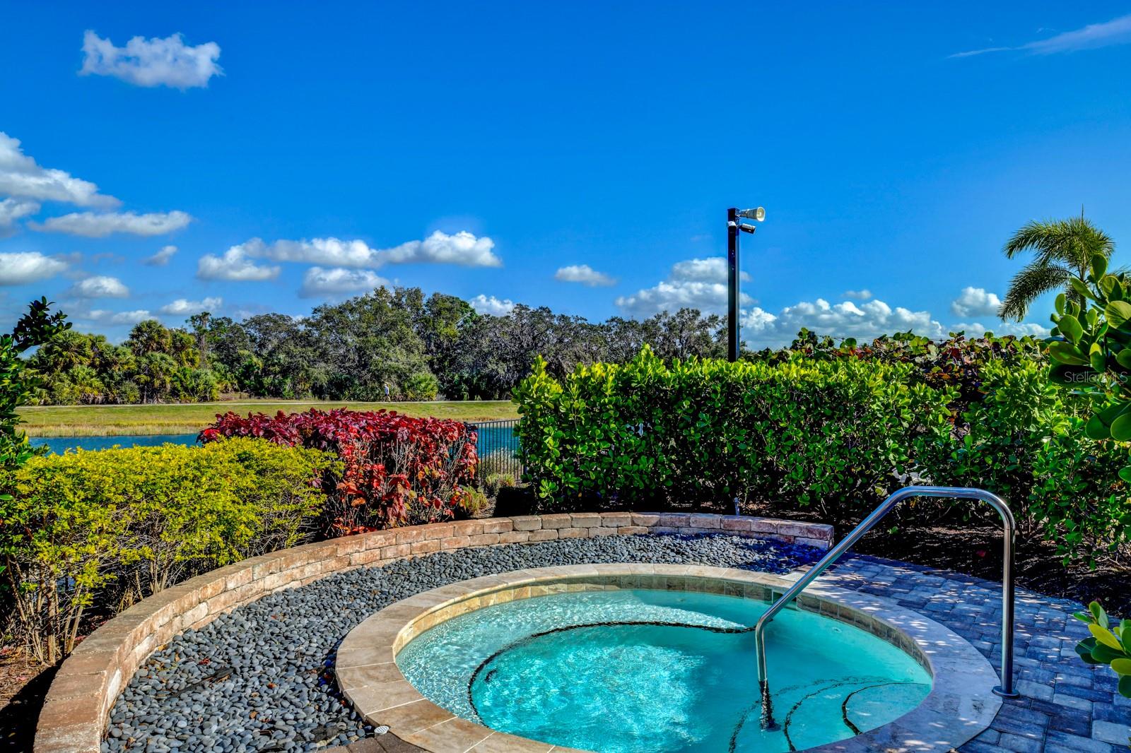 5377 TRAILS BEND CT