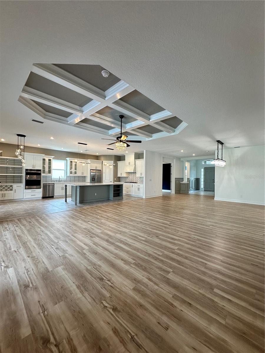 5377 TRAILS BEND CT