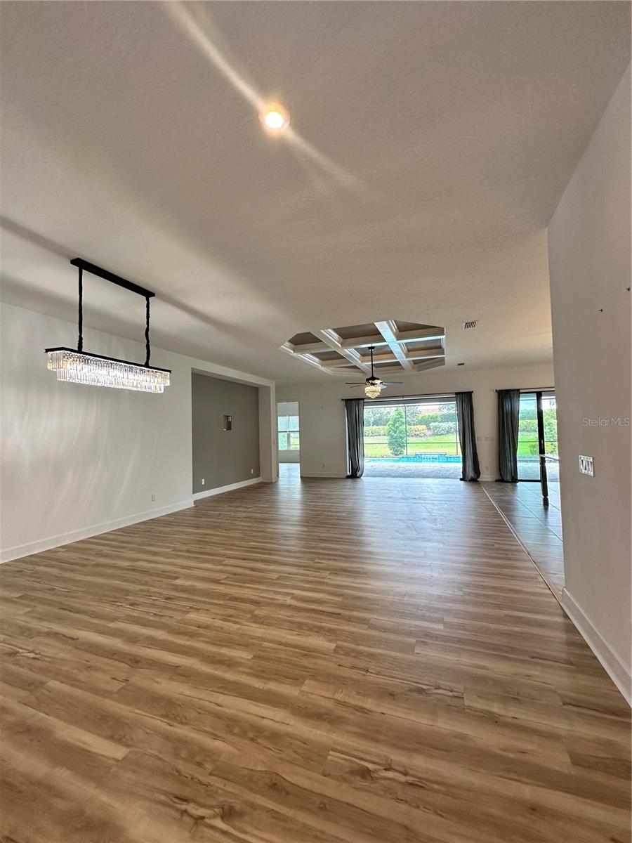 5377 TRAILS BEND CT