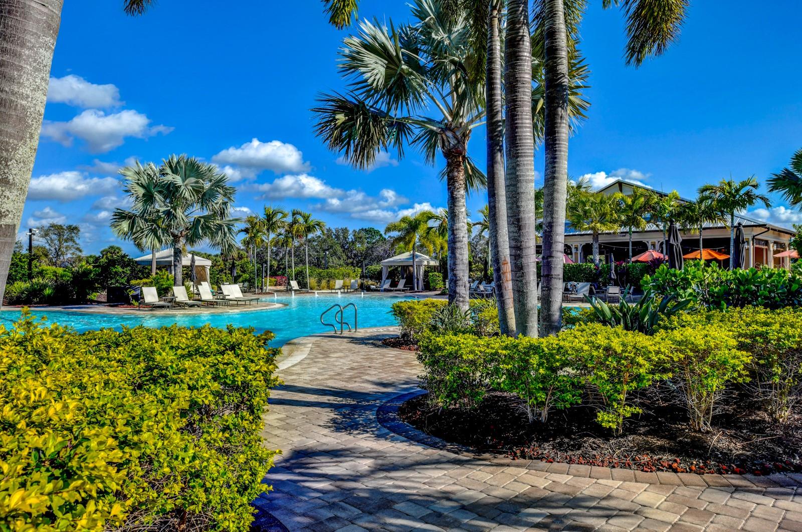 5377 TRAILS BEND CT