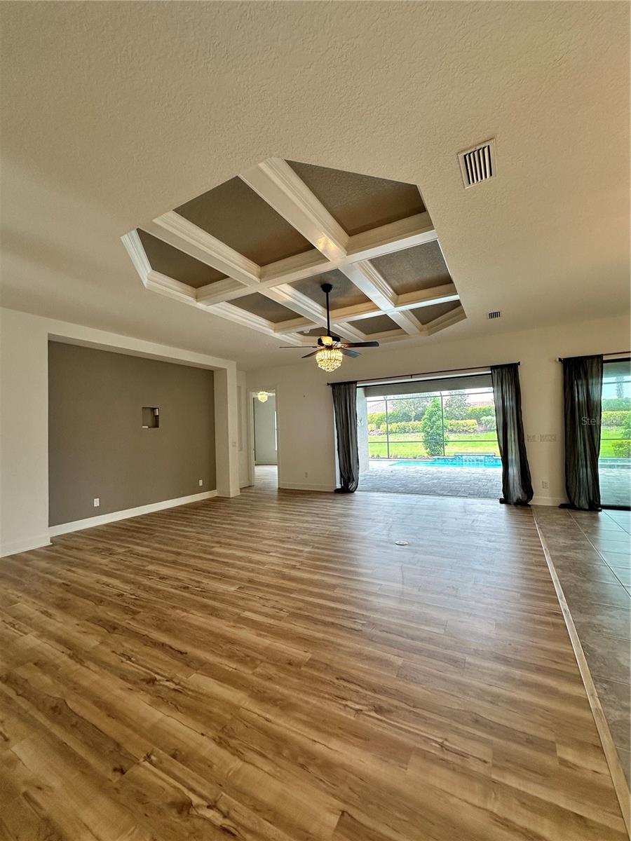 5377 TRAILS BEND CT