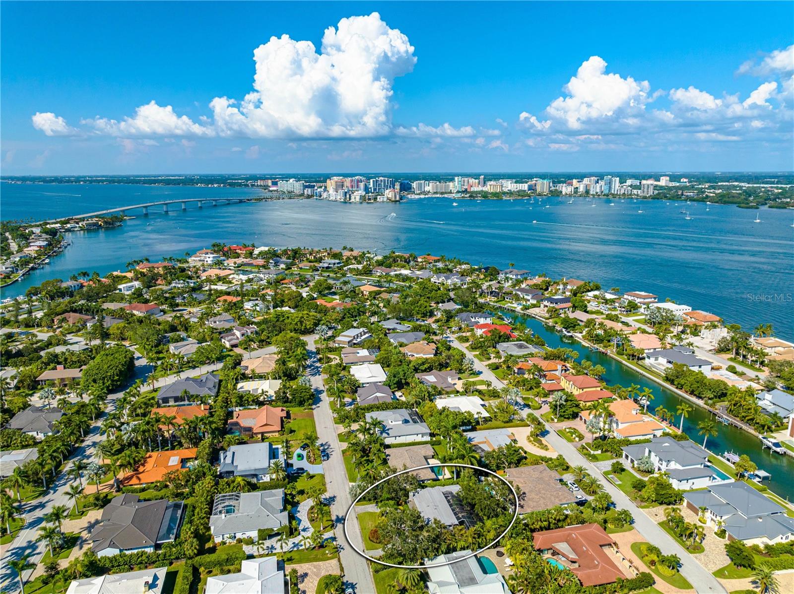 425 PARTRIDGE CIR