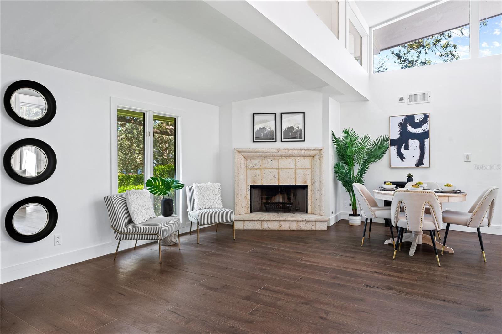 425 PARTRIDGE CIR