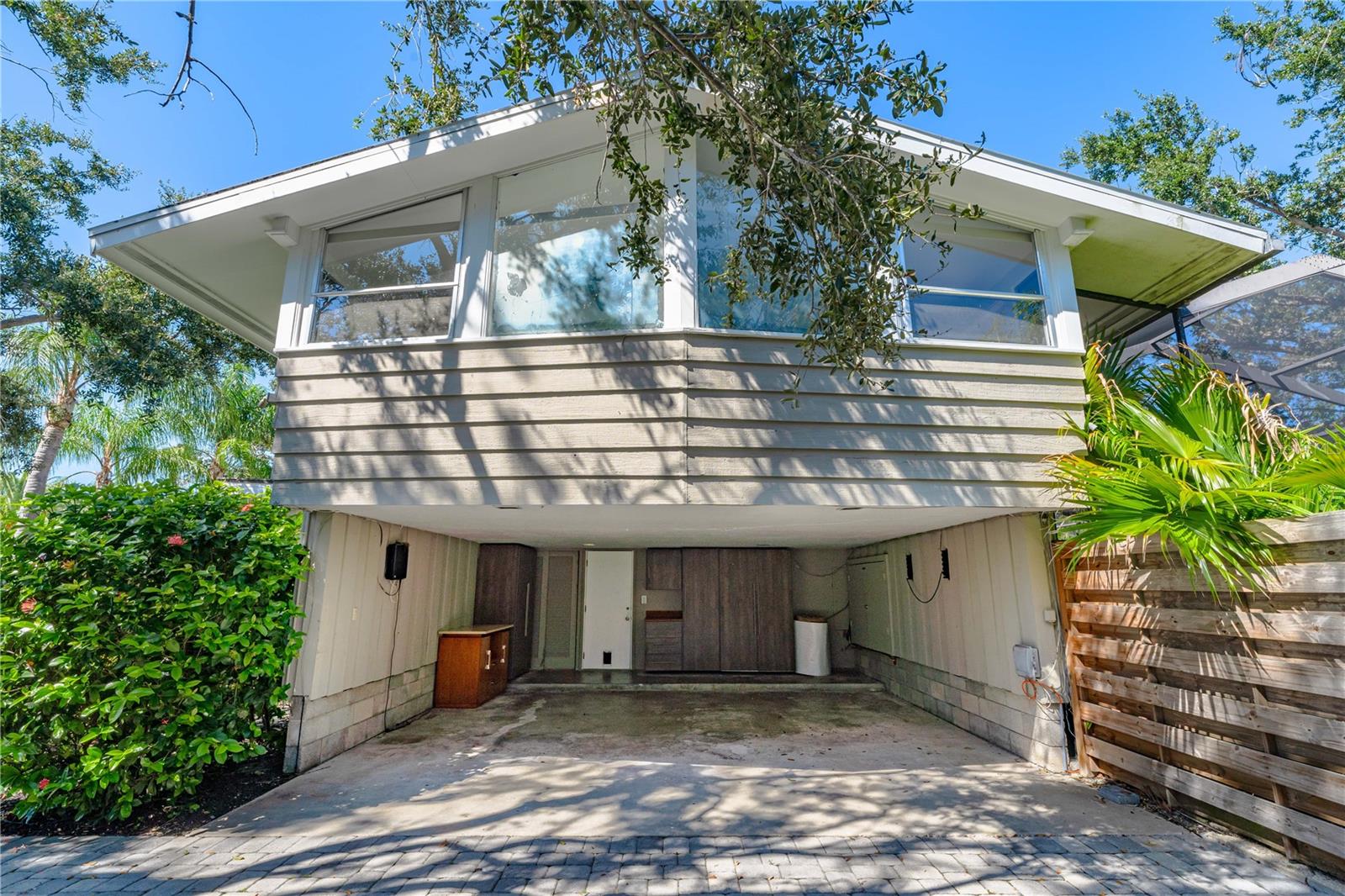 425 PARTRIDGE CIR