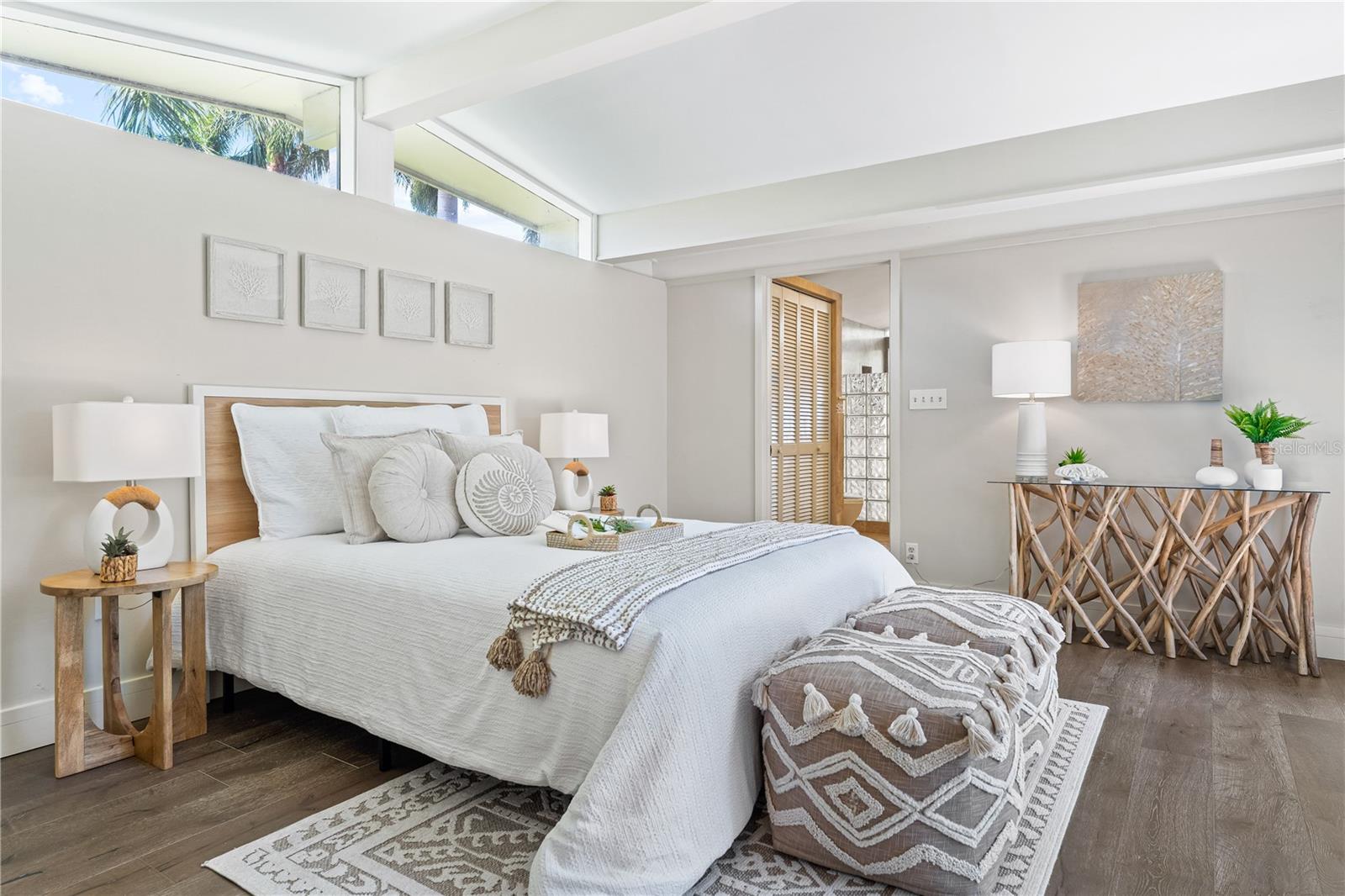 425 PARTRIDGE CIR