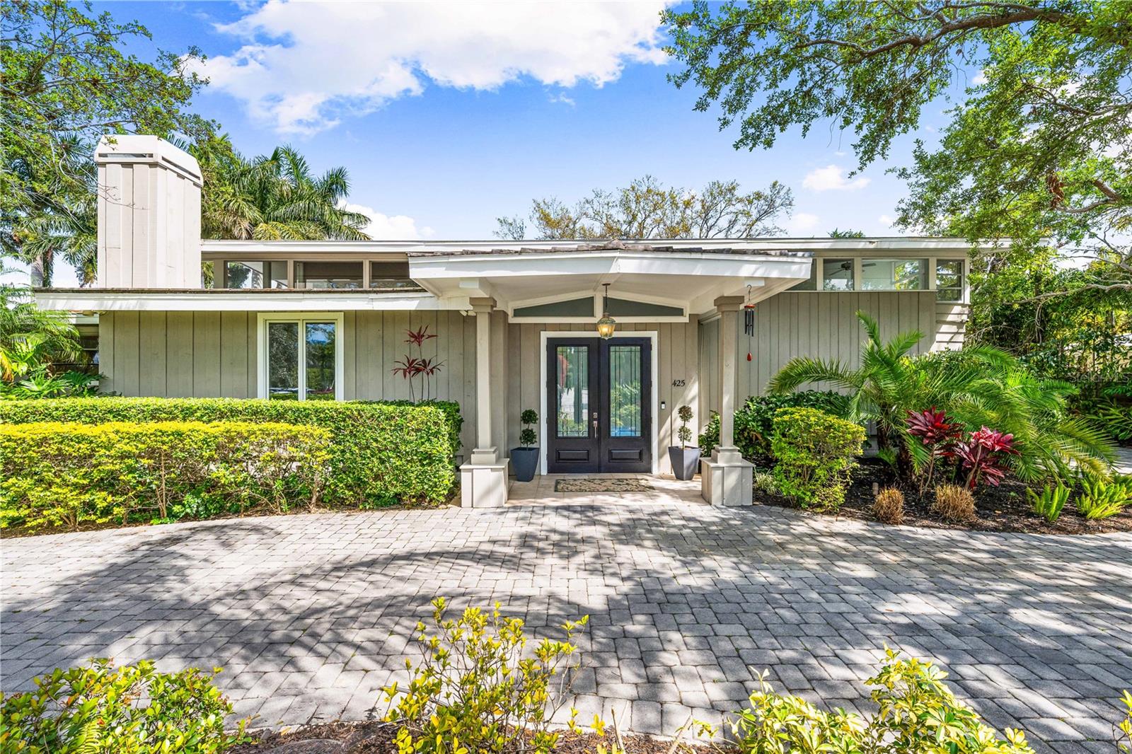 425 PARTRIDGE CIR