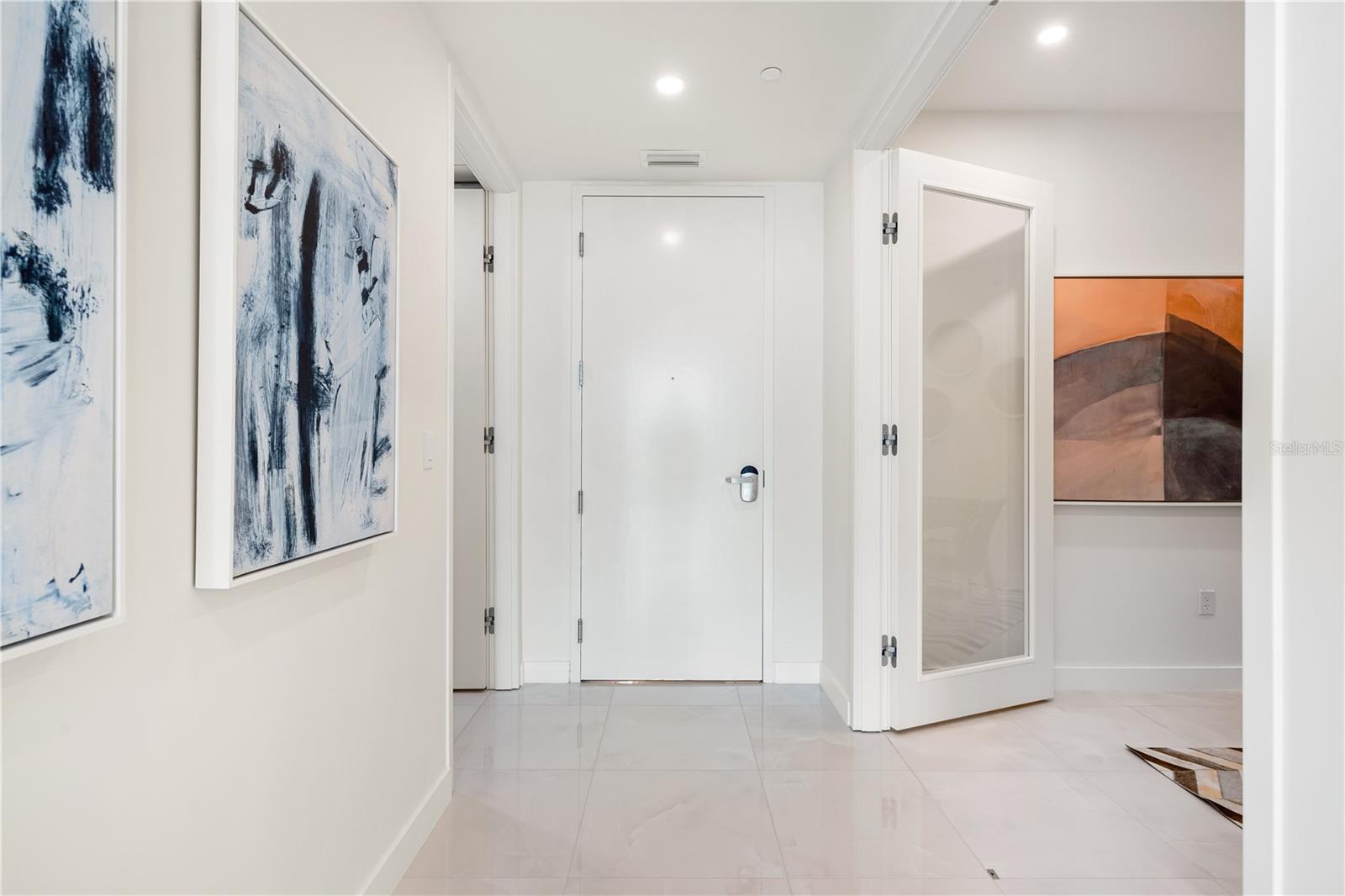 111 GOLDEN GATE PT #401