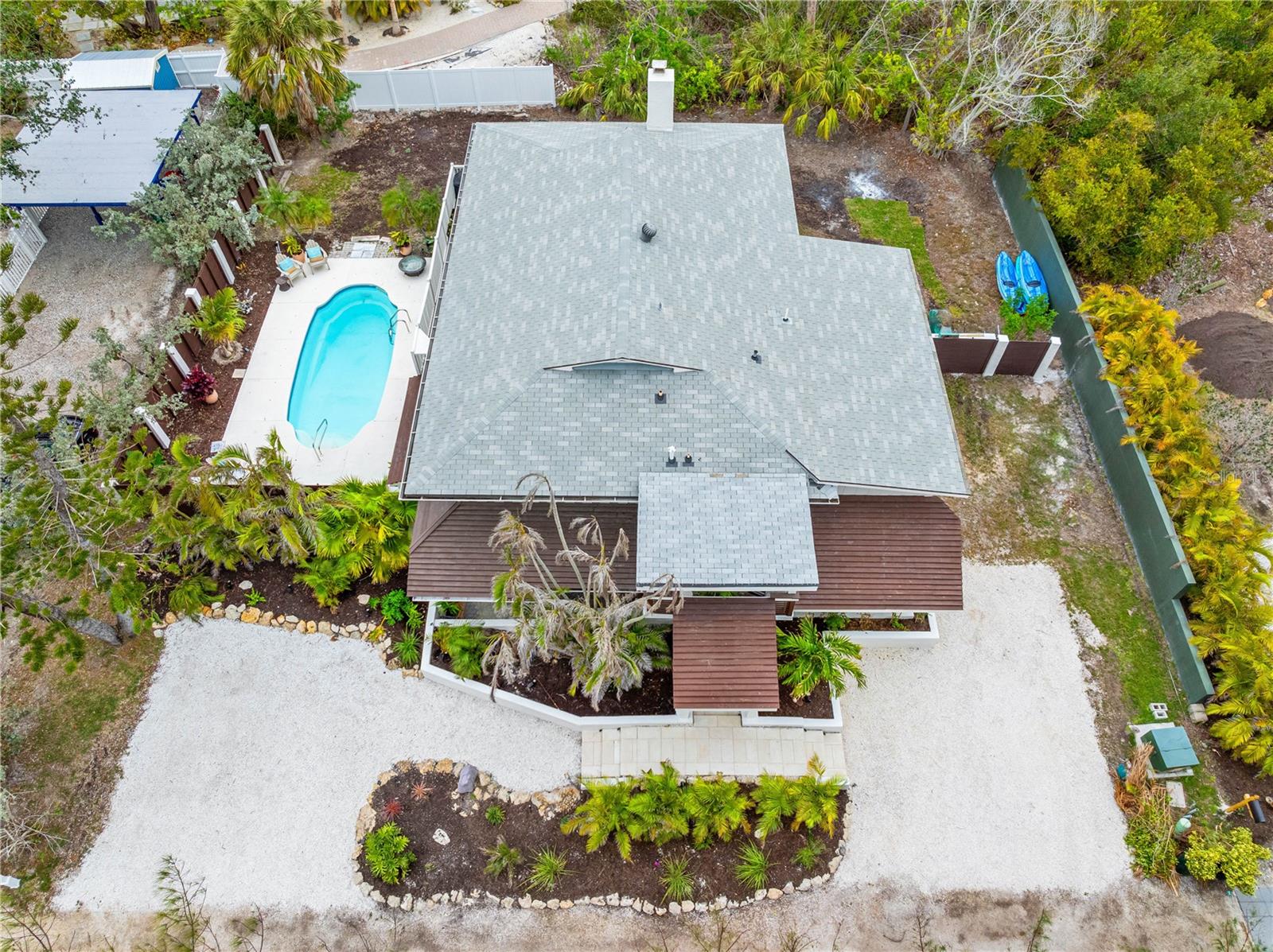 541 EDLEE LN