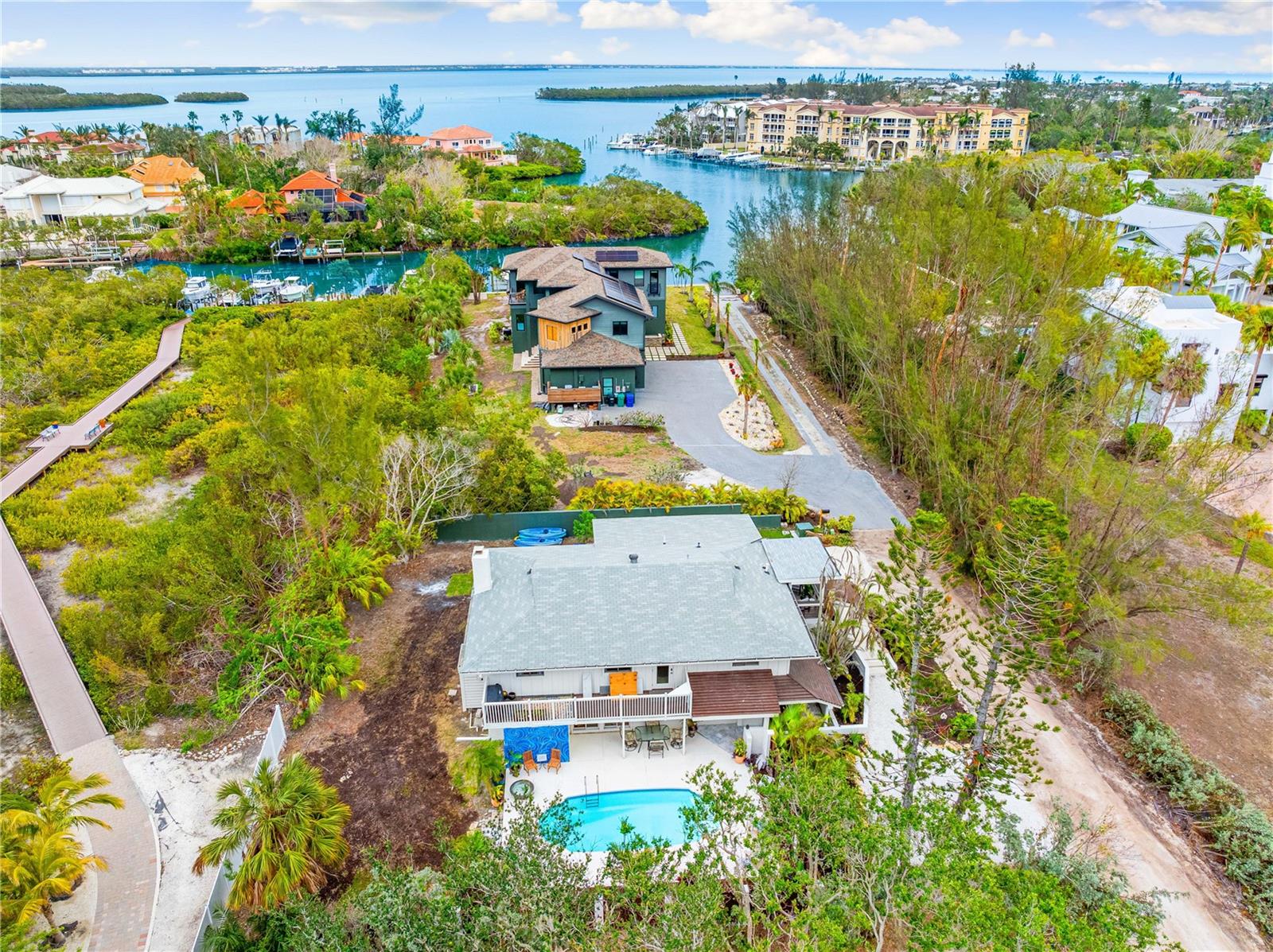 541 EDLEE LN