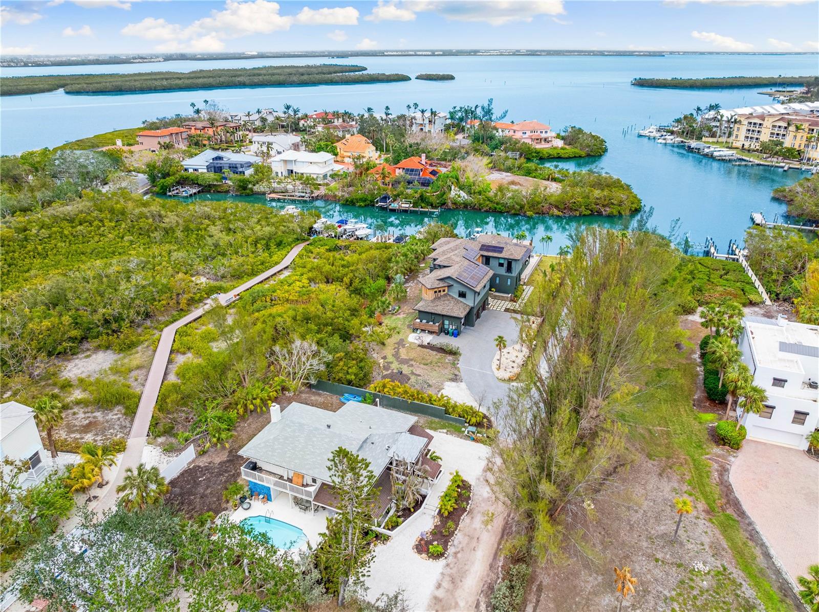 541 EDLEE LN