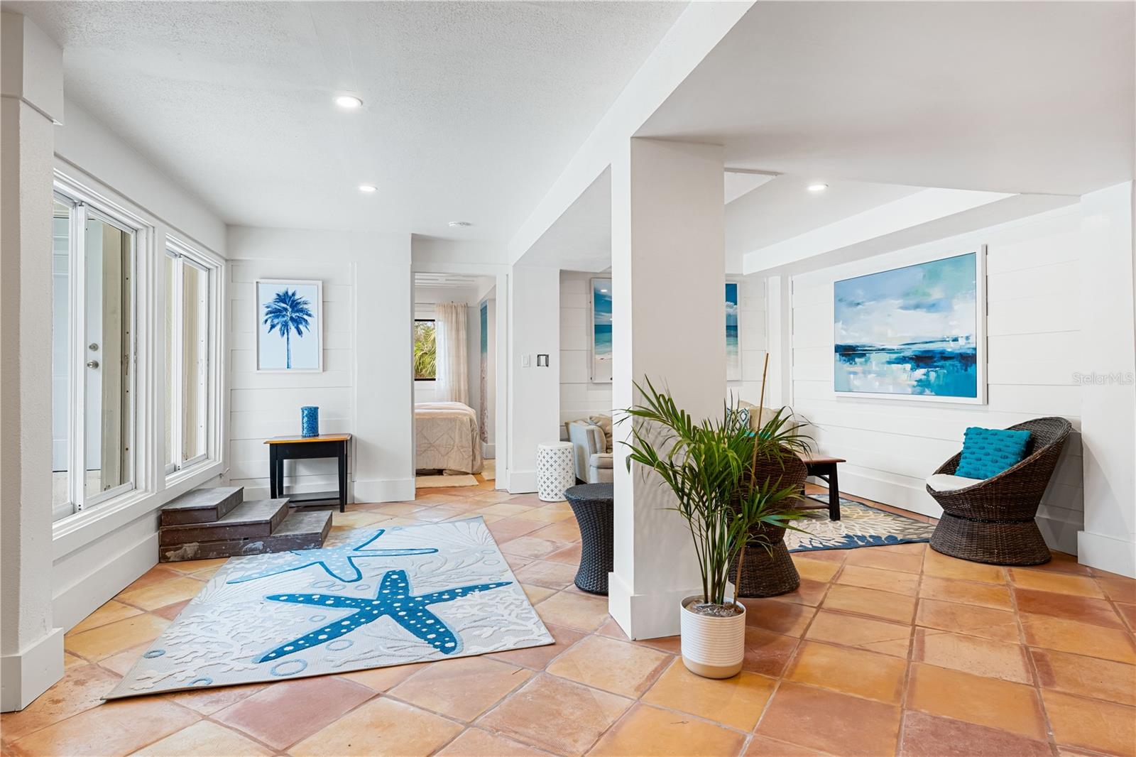 541 EDLEE LN