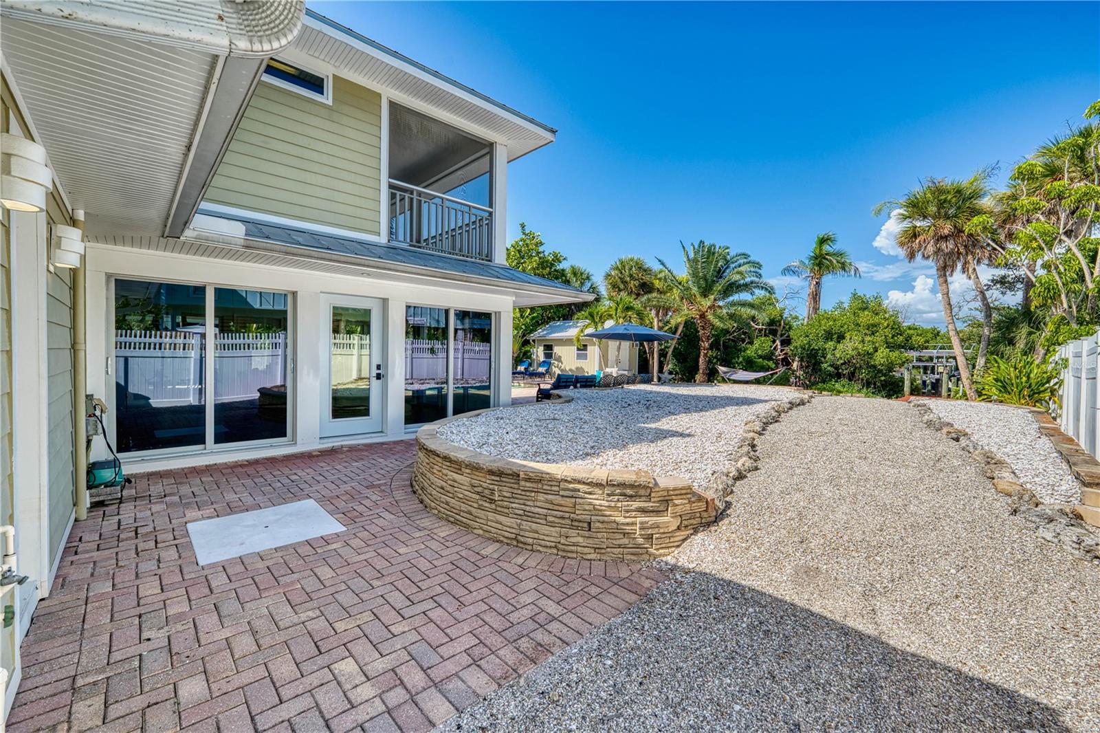 550 N GULF BLVD