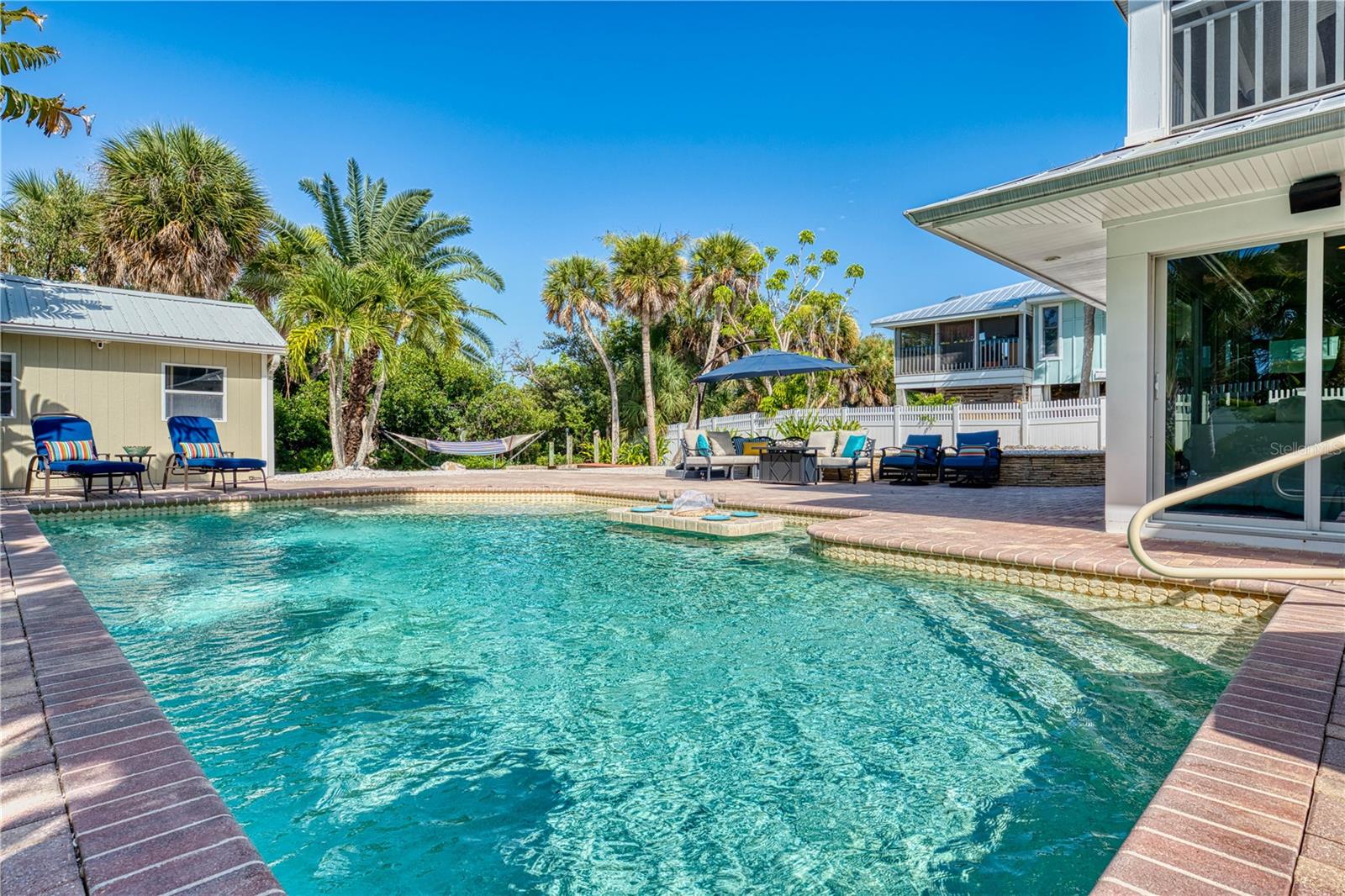550 N GULF BLVD