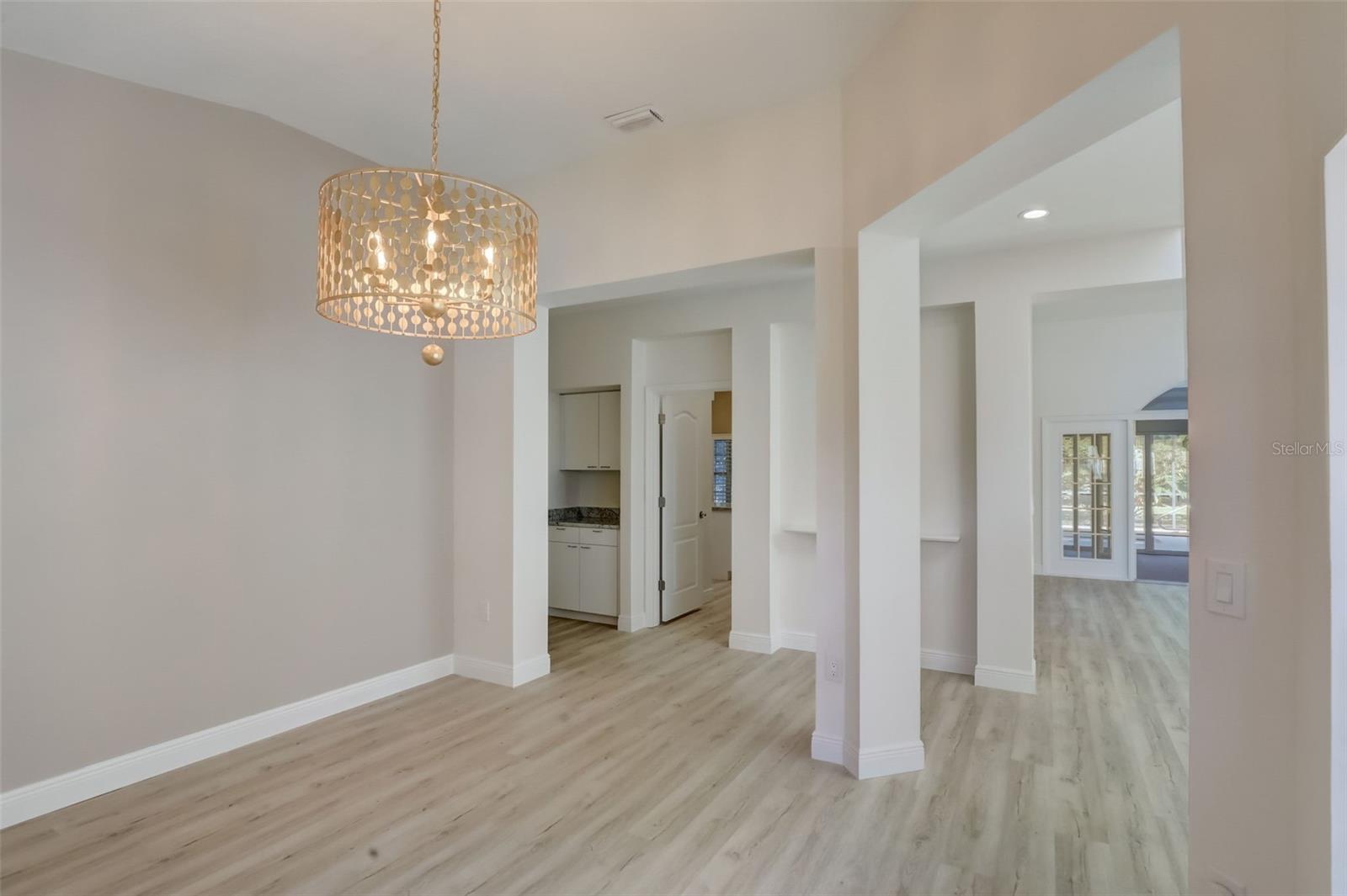 4524 HIGHLAND OAKS CIR