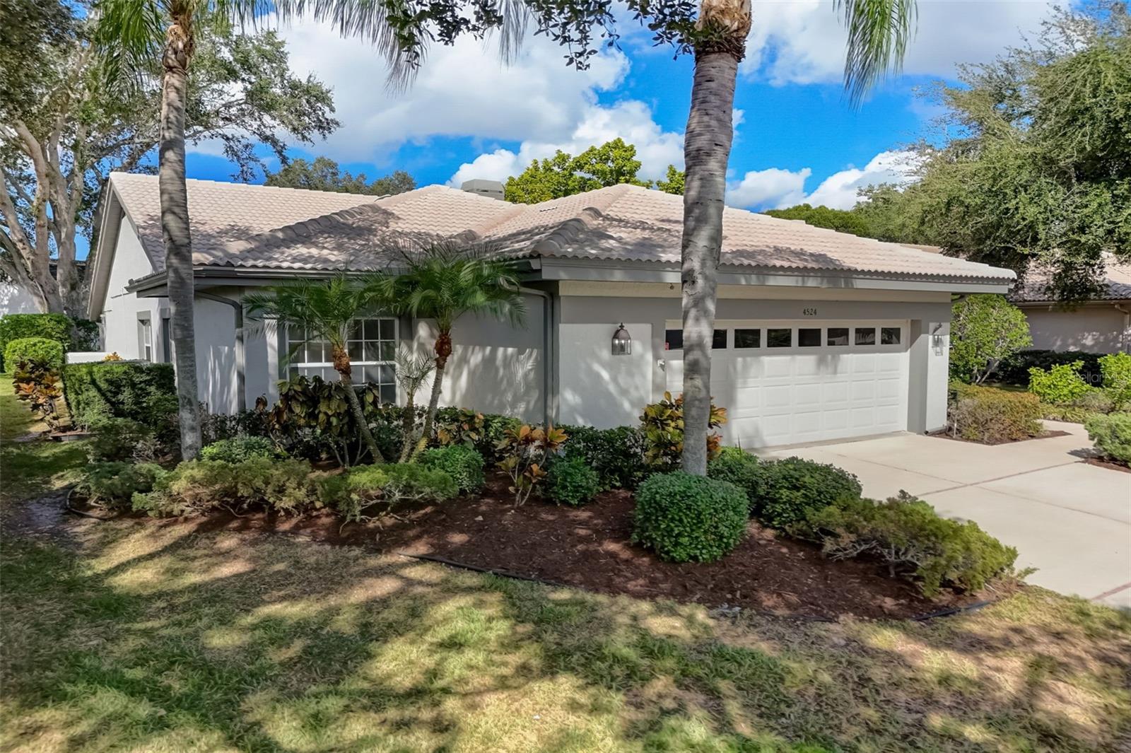 4524 HIGHLAND OAKS CIR