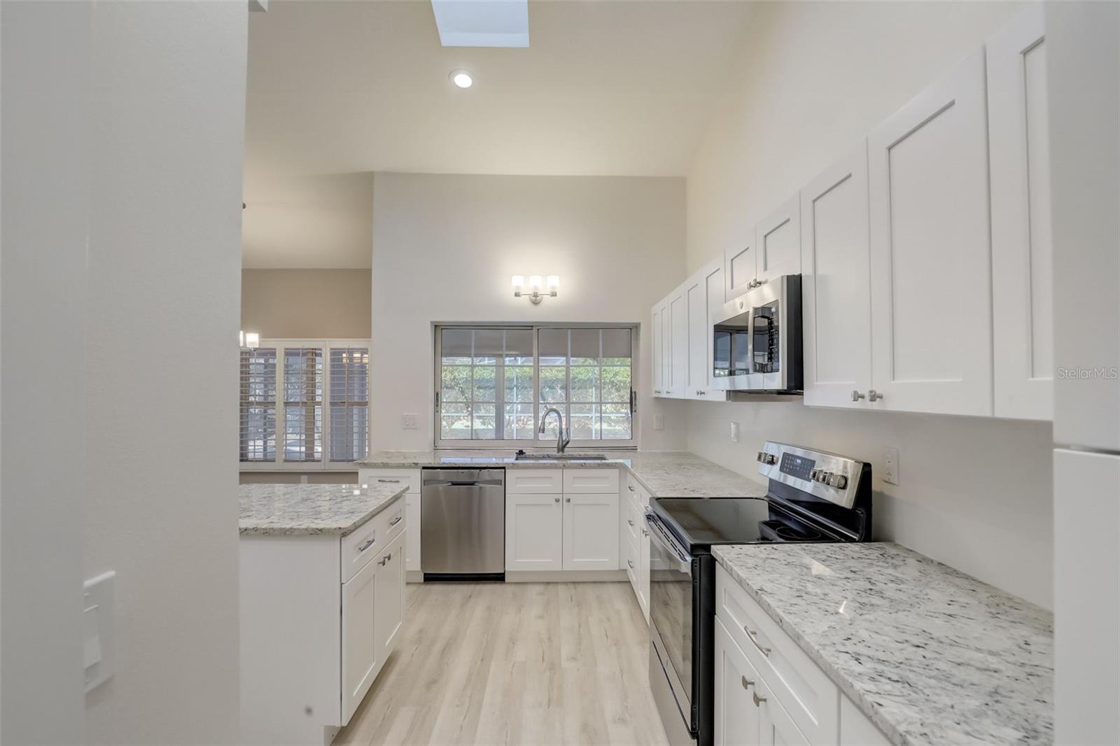 4524 HIGHLAND OAKS CIR