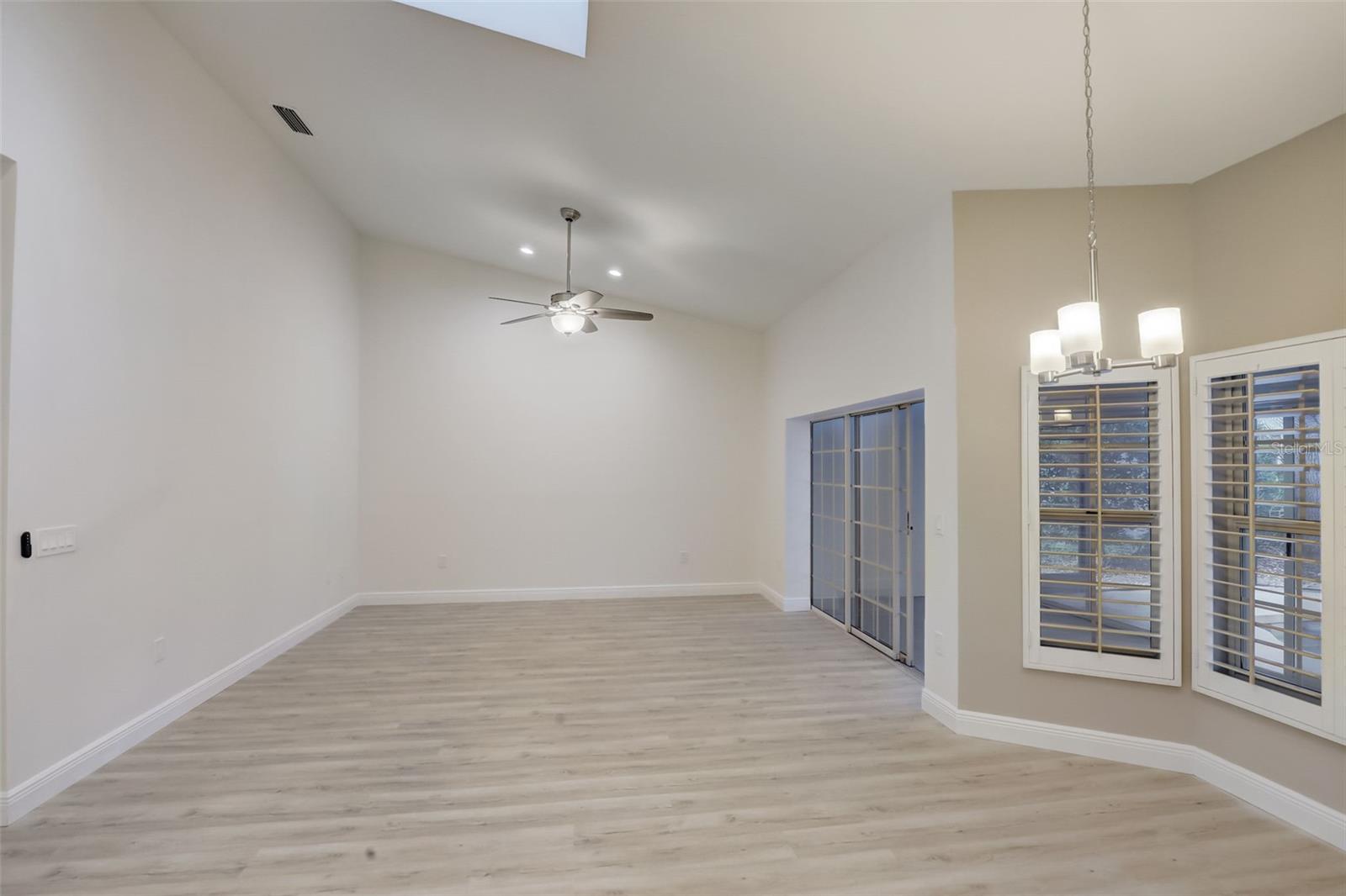 4524 HIGHLAND OAKS CIR