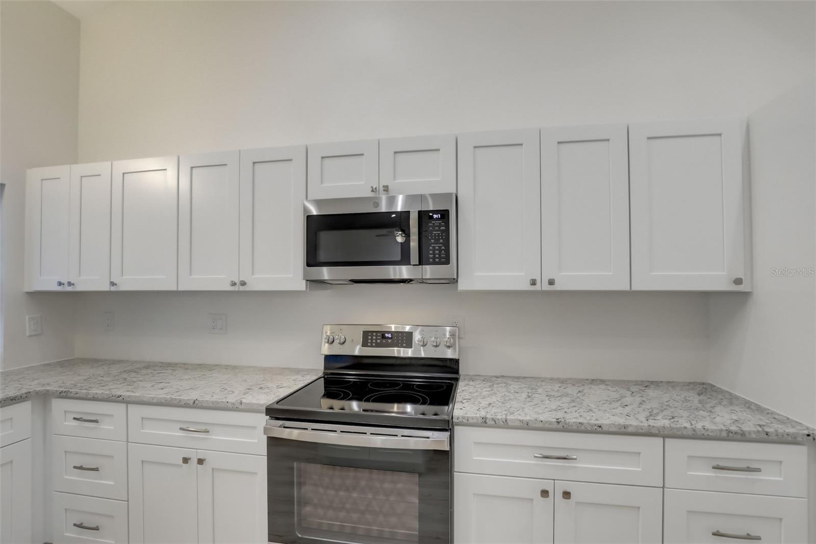 4524 HIGHLAND OAKS CIR