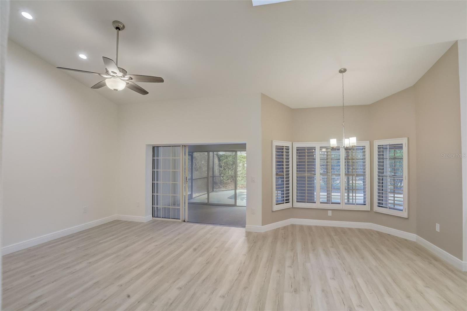 4524 HIGHLAND OAKS CIR