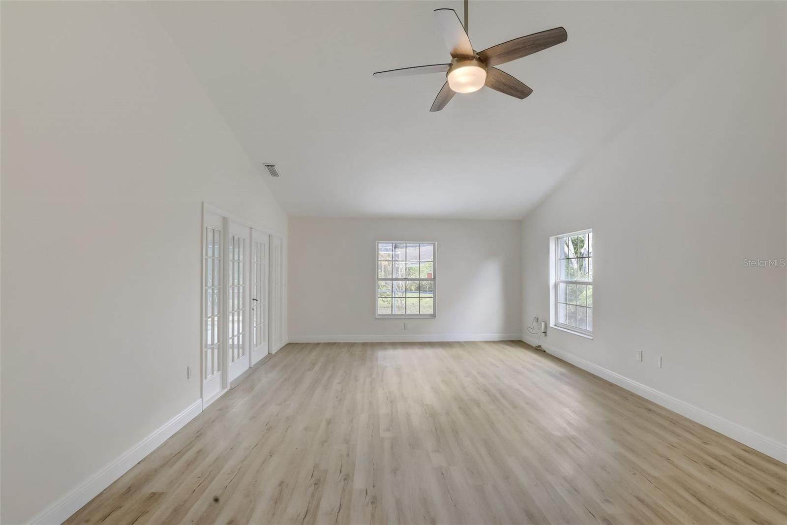 4524 HIGHLAND OAKS CIR